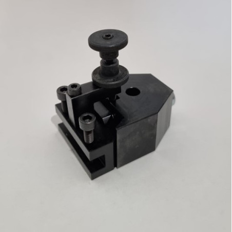 QUICK-CHANGE TOOL HOLDER consisting of tool holder body and 1 pc standard tool holder - DELIVERY DELAY (3 WEEKS)