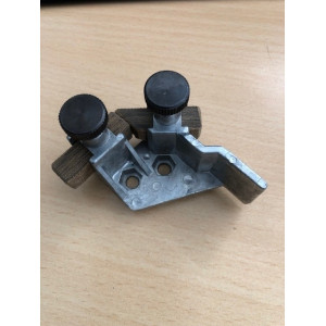 GRUPPE BANDSÄGEFÜHRUNG UNTEN incl. Führungsstifte und Rändelschraube für Emco Star Super